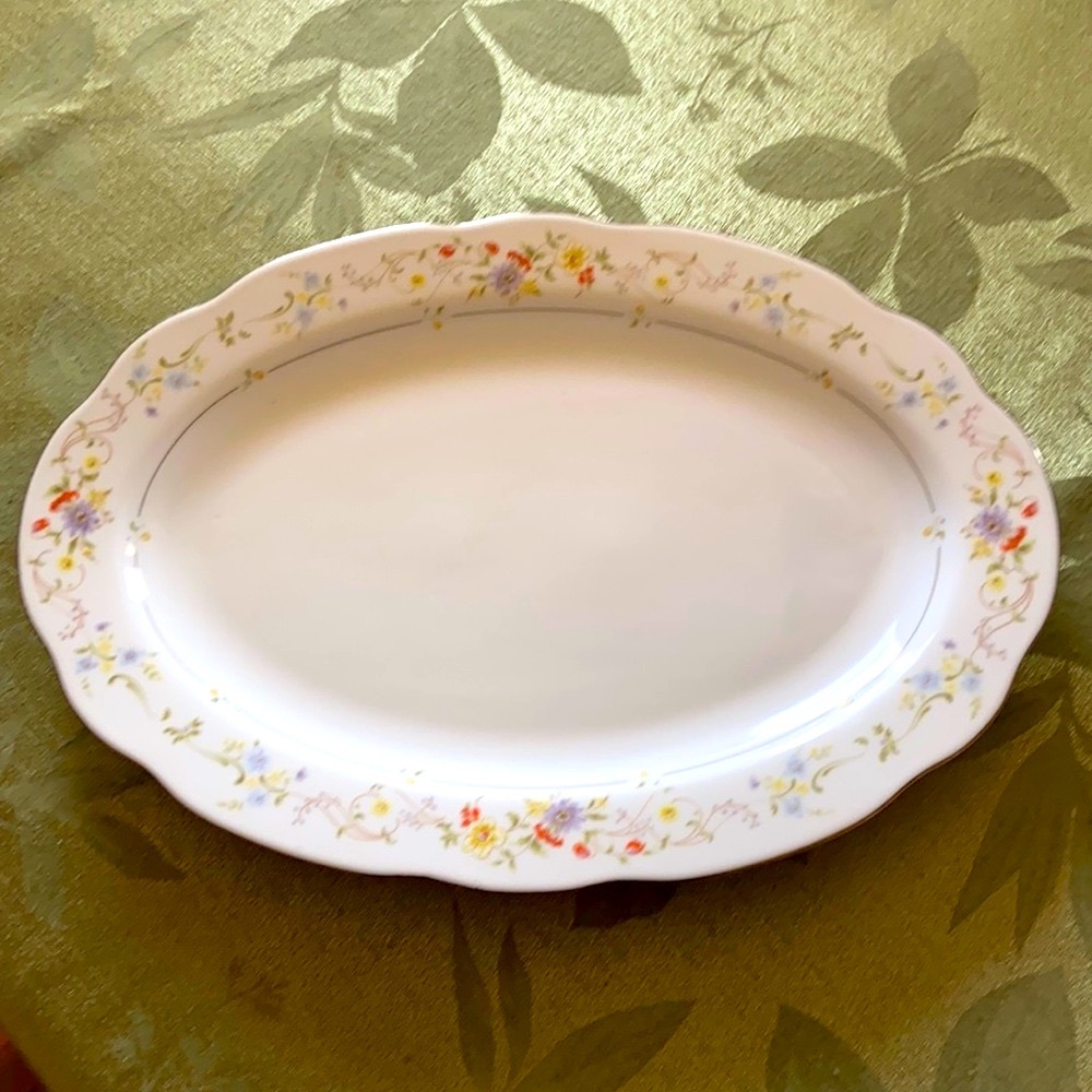 Premiere fine China oval serving platter